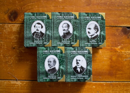 Vasile Alecsandri - Scrieri esentiale (5 vol. in caseta speciala, format liliput, hardcover) - Img 3
