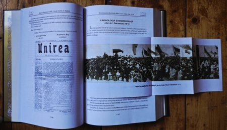 Bianca-Bogdana Iuga, Vasile Iuga de Saliste - Enciclopedia Fauritorilor Marii Uniri. Alba Iulia 1918. Editie aniversara: 100 de ani de la Marea Unire (3 vol., editie hardvcover) - Img 5