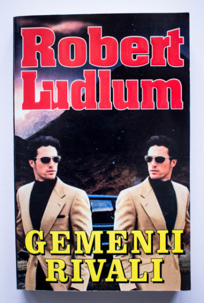 Robert Ludlum - Gemenii rivali