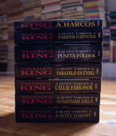 Stephen King - A Setet Torony (7 vol., serie completa, in limba maghiara) - Img 2