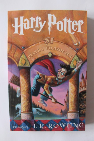 J. K. Rowling - Harry Potter si Piatra Filozofala
