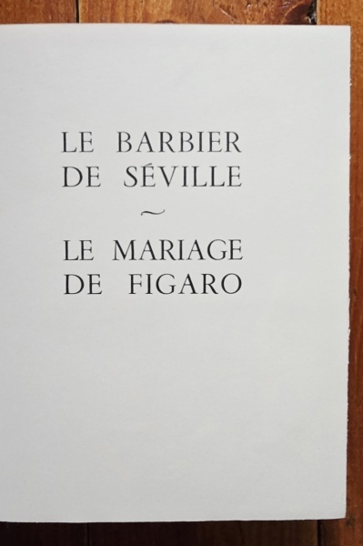 Pierre-Augustin Caron de Beaumarchais - Le Barbier de Seville. Le mariage de Figaro (editie hardcover, frumos relegata, in etui special) - Img 5