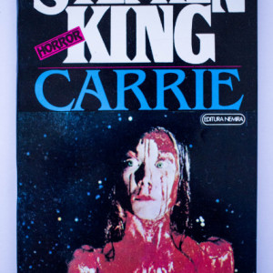 Stephen King - Carrie