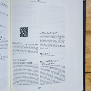 Maurice Roux (sous la direction generale de) - L`Ordre de la Noblesse. Familles d`Europe enregistrees in Ordine Nobilitatis (7 vol., editie hardcover, ”exemplaire de tete”) - Img 4