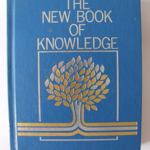 Colectiv autori - The new book of knowledge (enciclopedie in limba engleza, editie hardcover)