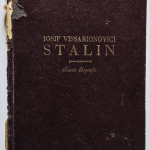 Colectiv autori - Iosif Vissarionovici Stalin. Scurta biografie (editie hardcover)