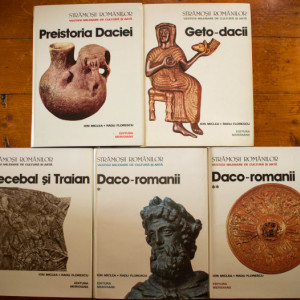 Ion Miclea, Radu Florescu - Stramosii romanilor. Vestigii milenare de cultura si arta (Preistoria Daciei. Geto-dacii. Decebal si Traian. Daco-romanii I-II) (5 vol., set complet, editie hardcover) - Img 2
