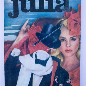 W. Somerset Maugham - Julia