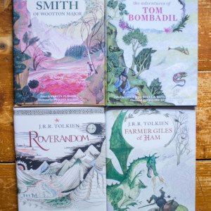 J.R.R. Tolkien - The Tolkien Treasury: Roverandom, Farmer Giles of Ham, The Adventures of Tom Bombadil, Smith of Wootton Major (4 vol. in caseta speciala, editii hardcover, in limba engleza) - Img 3