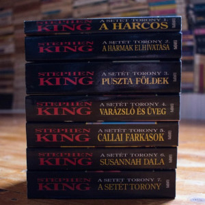 Stephen King - A Setet Torony (7 vol., serie completa, in limba maghiara) - Img 2