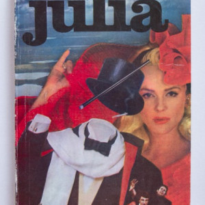 W. Somerset Maugham - Julia