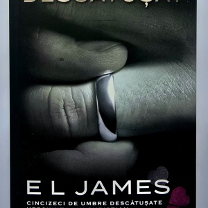 E. L. James - Descatusat