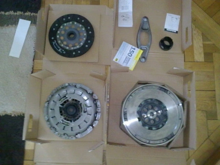 KIT AMBREIAJ cu RULMENT PRESIUNE LUK BMW E87 118D 136CP / 143CP - Img 2