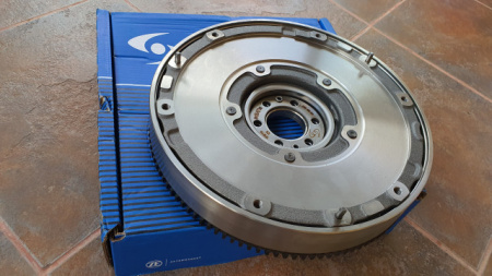 VOLANTA MASA DUBLA SACHS FORD GRAND C-MAX 1.6 TDCI 95CP / 115CP - Img 2