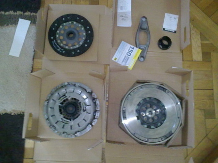 KIT AMBREIAJ cu VOLANTA MASA DUBLA LUK BMW SERIA 1 E87 120D 163CP / 177CP cu cod motor N47 - Img 2