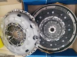 KIT AMBREIAJ cu VOLANTA MASA DUBLA OPEL ASTRA H 1.9CDTI 100CP / 120CP / 150CP si cutie viteze M32 pana in 06.2008 - Img 2