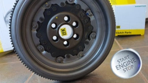 VOLANTA MASA DUBLA LUK CUTIE DSG 6+1 VW GOLF VI 2.0 TDI 136CP / 140CP / 170CP cu START STOP