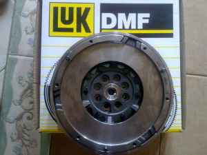 VOLANTA MASA DUBLA LUK BMW E46 320D 150CP cu cod motor M47 dupa 04.2003 - Img 2