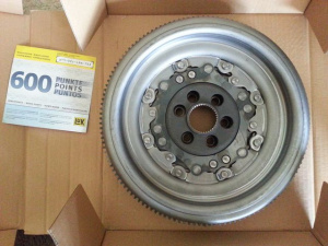 VOLANTA MASA DUBLA LUK CUTIE DSG 6+1 VW NEW BEETLE 1.9 TDI 101CP - Img 2