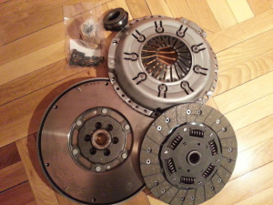 KIT AMBREIAJ si VOLANTA MASA DUBLA LUK VW PASSAT 1.9 TDI 130CP 1.9 TDI cutie manuala 6 TREPTE cod motor AVF - AWX - Img 2
