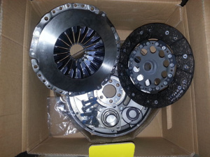KIT AMBREIAJ si VOLANTA MASA DUBLA LUK VW PASSAT 1.9 TDI cod motor AVB - AWX - AVF cutie manuala 5 TREPTE - Img 2