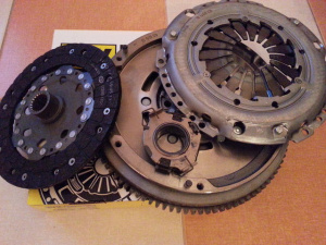 KIT AMBREIAJ si VOLANTA MASA DUBLA TOYOTA AVENSIS 2.0 D-4D 116CP - Img 2