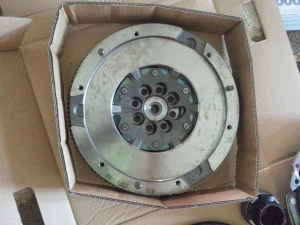 VOLANTA MASA DUBLA LUK BMW E60 525D xDRIVE 197CP - Img 2