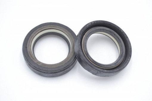 Simering R1 HNBR CHO 23.5x35x8.5, TIuy, D37