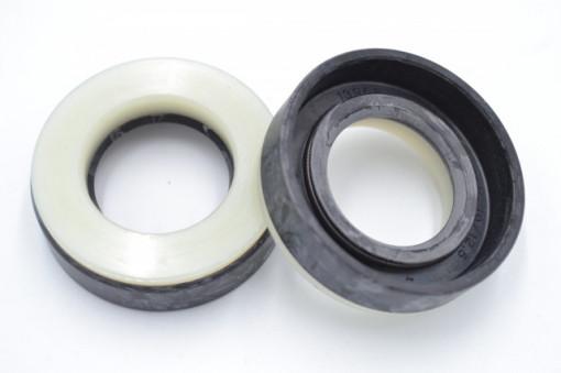 Simering HNBR CHO 24.5*42.5*10/12.5, AT, F02, 24,5X42,5X10/12,5, 0213968HNBR,