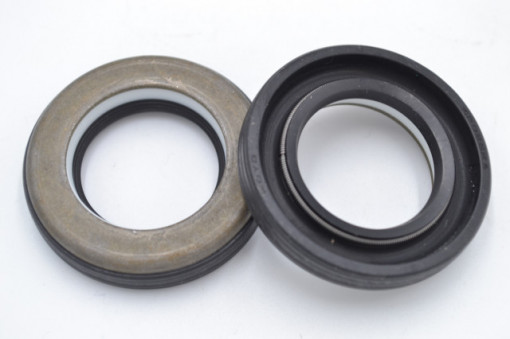 Simering OEM KOYO 25.7*41.5*8.7, CM TIgy, G51, 25,7X41,5X8,7, 30026K4, F00514