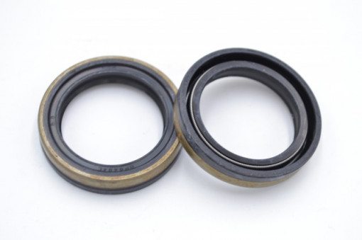 Simering OEM NK 28x38.4x7.5, CMBI, J19, F00835