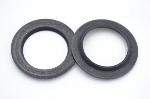 Simering OEM IPC 28.5*41.2*1.7/3.7, C, J74, 28,5X41,2X1,7/3,7, 0629120, F01254