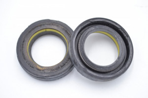 Simering HNBR CHO 22*35.5*8, TI uy, C39, 22X35.5X8, 0211468HNBR,