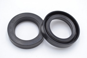 Simering E 28x41x8.5, SD, J51