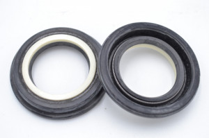 Simering HNBR CHO 24.97*37.54/41.24*3.1/7.4, TN, F07, 24,97X37,54/41,24X3,1/7,4, 0205966HNBR,