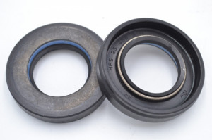 Simering NDK 25x43.8x9, TIu, G24, F00377