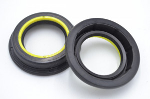 Simering TCS 30x42.5/49x7.4/10.9, TNgy, K65