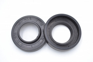 Simering HSS 18x32x6/8, CBP, A37