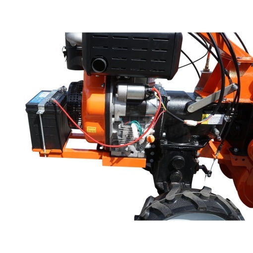 Masina de recoltat porumb pe 1 rand, motor diesel 9CP, 4 timpi, 438cc, autopropulsata, pornire electrica, 12 cutite - Img 10