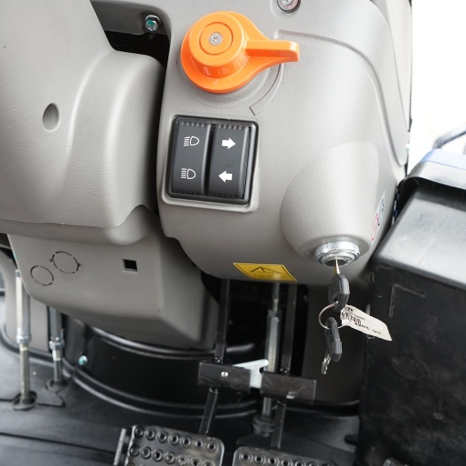 Tractor 50HP 4x4 cu cabina inmatriculabil, aer conditionat, motor Hyundai turbo diesel DM01 LOVOL M504 - Img 12