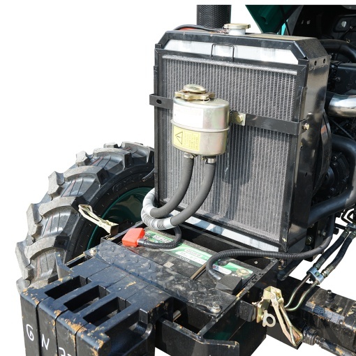 Tractor 80CP cu semicabina, motor YTO diesel, roti 8.3-20/12.4-28 KONIG 804 - Img 11