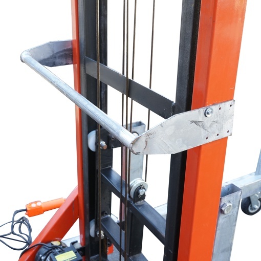 Lift electric pentru materiale constructii inaltime max 6m, 265kg cu telecomanda - Img 10