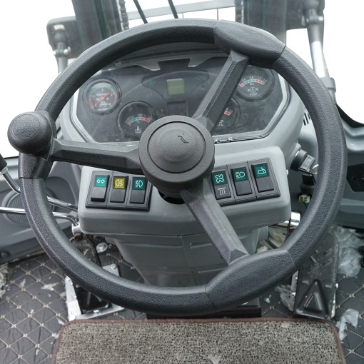 Motostivuitor 3.5T 4x4 OFF ROAD, motor diesel 57CP (42KW), inaltime ridicare 3m, roti 23.5/70-16 - Img 12