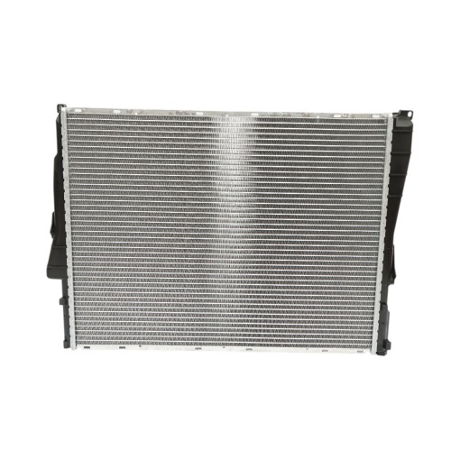Radiator racire apa motor BMW Seria 3, Z4 motor 1.6-3.2L 580x449x30mm cod OEM 1924001093, 17111436241, 17111611565, 17111613108, 17119071518, 17119071519 - Img 2