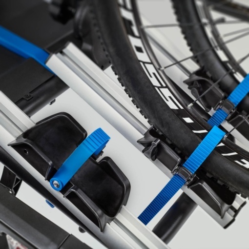 Suport pentru 3 biciclete, Cruz Pivot R3 940-512, cu prindere pe carligul de remorcare, 13 pini - Img 6