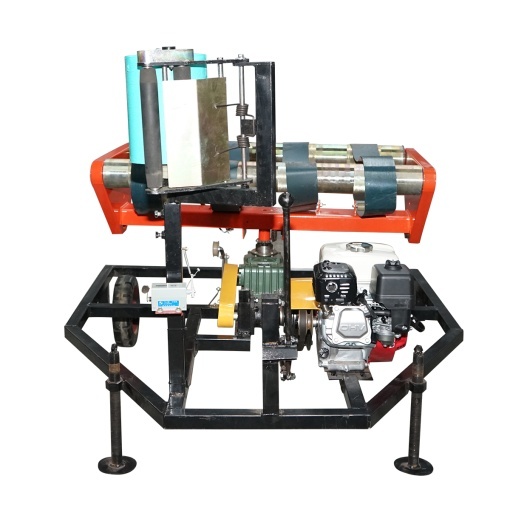 Masina infoliat baloti 500/610x700mm cu motor pe benzina HONDA GX160 4.8CP, pornire sfoara - Img 4