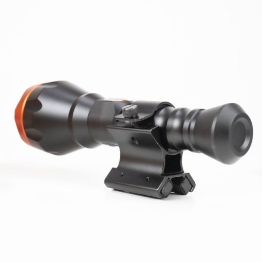 Pachet lanterna PNI Adventure F550 Crystal LED, 10W si suport de montaj magnetic PNI FLM33 - Img 3