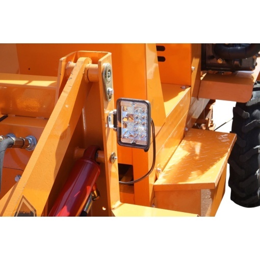 Mini incarcator frontal articulat 800kg 4x4, motor diesel 25CP, capacitate ridicare 400kg, latime cupa 1000mm THOR - Img 13