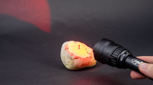 Pachet Lanterna PNI Adventure F300 cu LED in 3 culori, alb, rosu, verde, max. 10W, IPX6 + Sticky Pad Drapel - Img 18