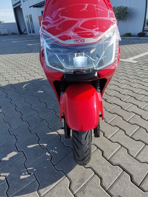 Scuter electric RDB STAR, 2000W, fara permis, 25 km/h ROSU, CIV inclus - Img 5